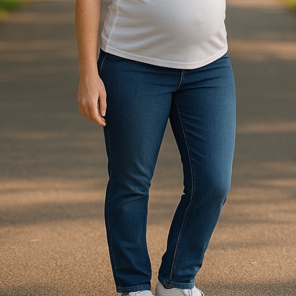 Times Two Denim - Times Two  Women’s Large  MATERNITY  Tapered  Jeans EUC